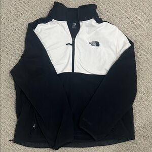 The North Face Black and White Quarter-Zip Fleece